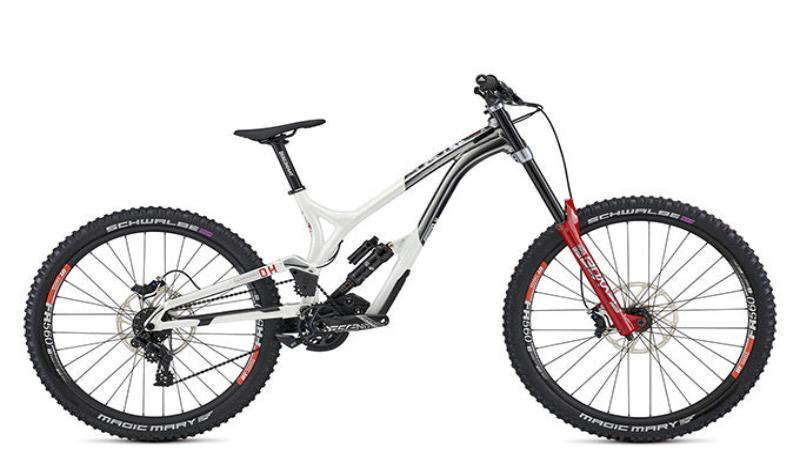Commencal Supreme DH V4.4 27 and 29 (All Models) (2020+)Frame Bearing Kit - The Grizzly Bearing Co.