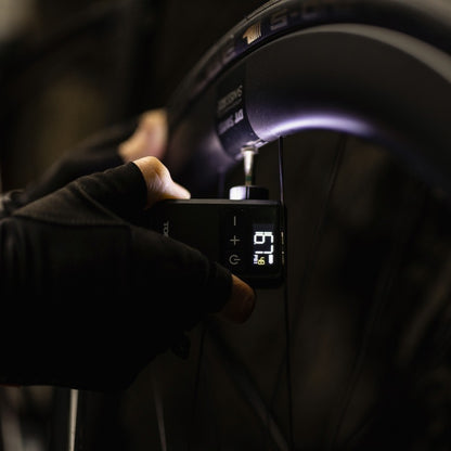 Topeak Tools - E-Booster Digital Mini Electronic Pump